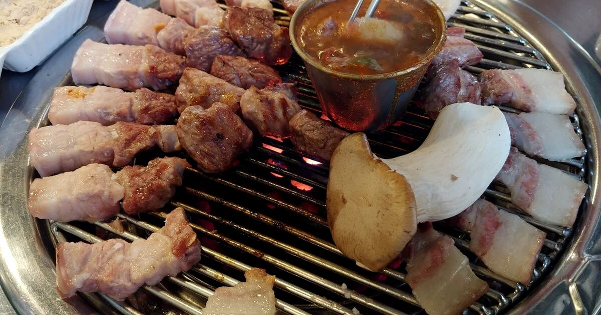돼지고기 56년 만에 먹었다니 충격 실체 공개!